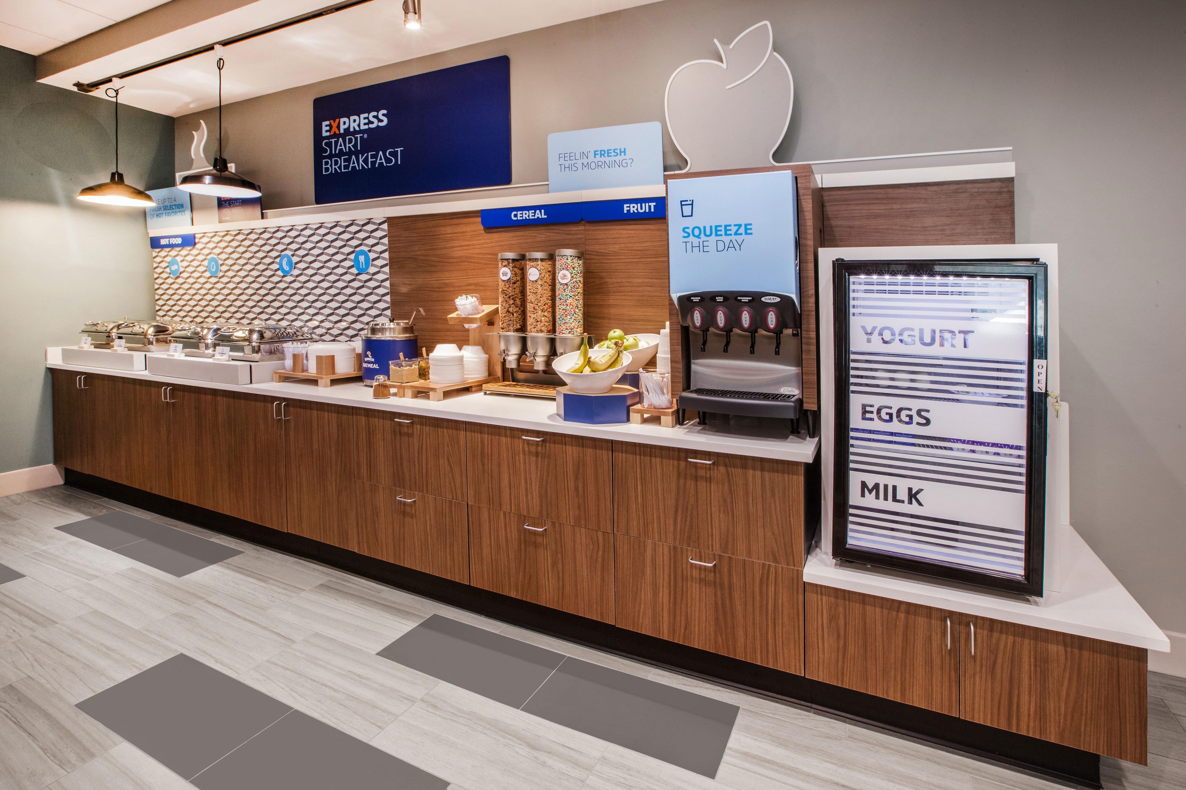 Holiday Inn Express Hotel & Suites Providence-Woonsocket By Ihg Esterno foto