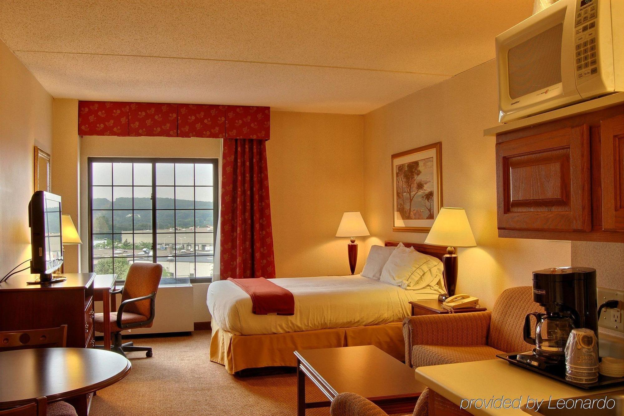 Holiday Inn Express Hotel & Suites Providence-Woonsocket By Ihg Esterno foto