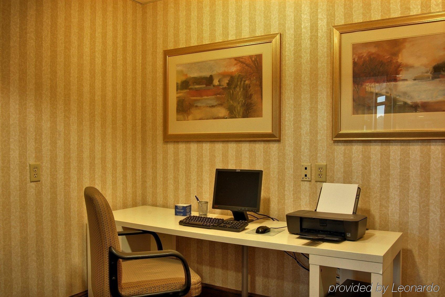 Holiday Inn Express Hotel & Suites Providence-Woonsocket By Ihg Affari foto